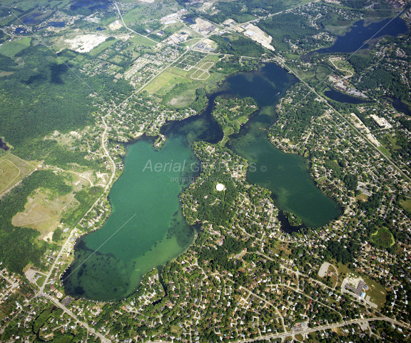 LOTUS LAKE/ MACEDAY LAKE in OAKLAND County, Michigan